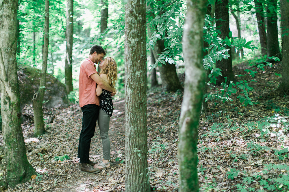 treetop_hideaways_chattanooga_engagement_photography-112