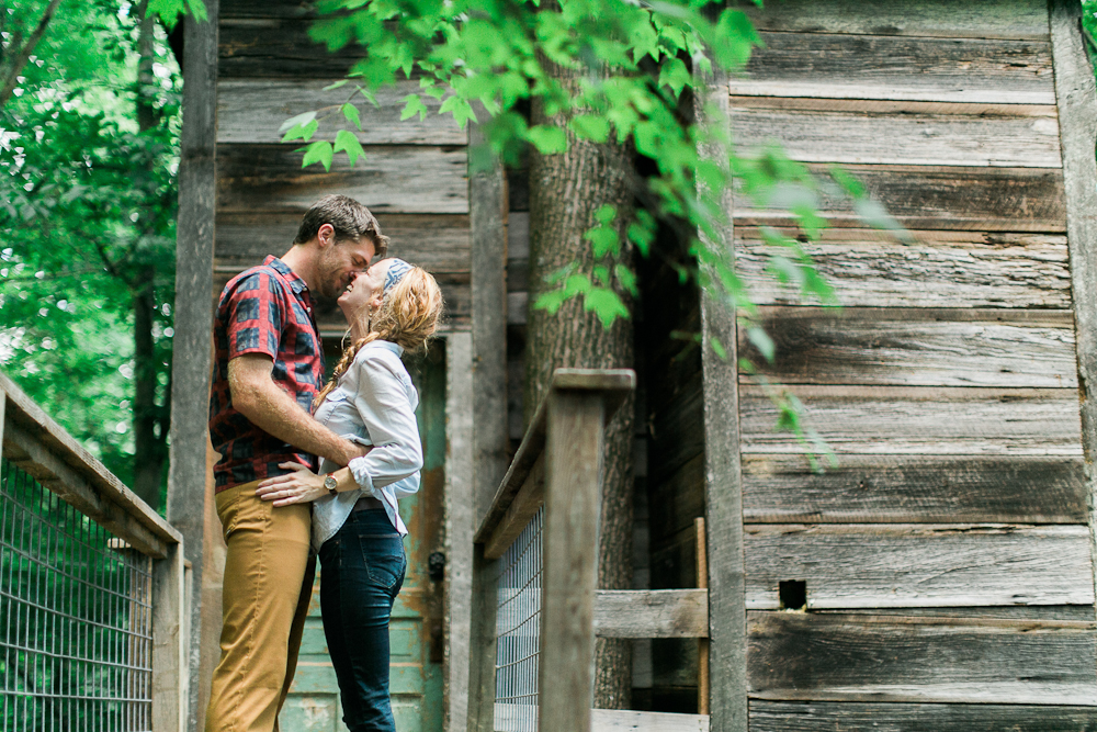 treetop_hideaways_chattanooga_engagement_photography-22