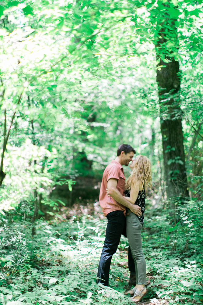 treetop_hideaways_chattanooga_engagement_photography-78