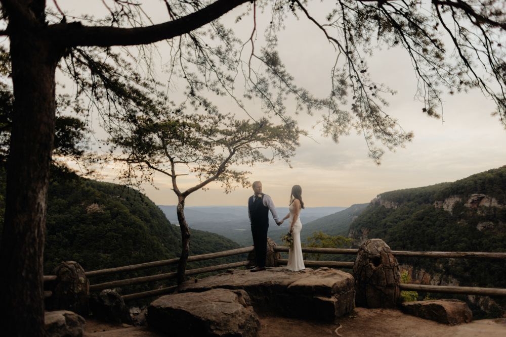 Cloudland Canyon Summer Micro-Wedding