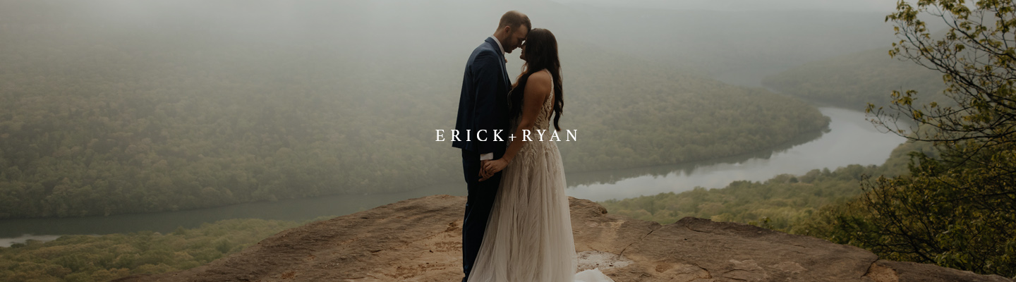 April Snooper’s Rock Micro-Wedding – Chattanooga, TN – Erick+Ryan