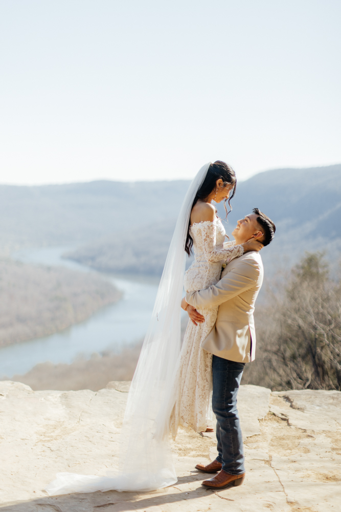 Adventure Weddings in Chattanooga, TN