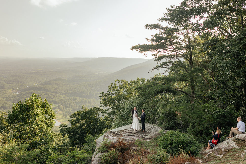 best places to elope in Chattanooga - Plum Nelly Overlook